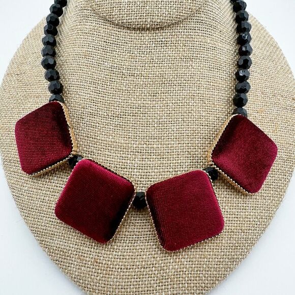 Vintage Japanese Velvet Square Faceted Beaded Necklace Geometric Fuzzy Delicate - Picture 1 of 13